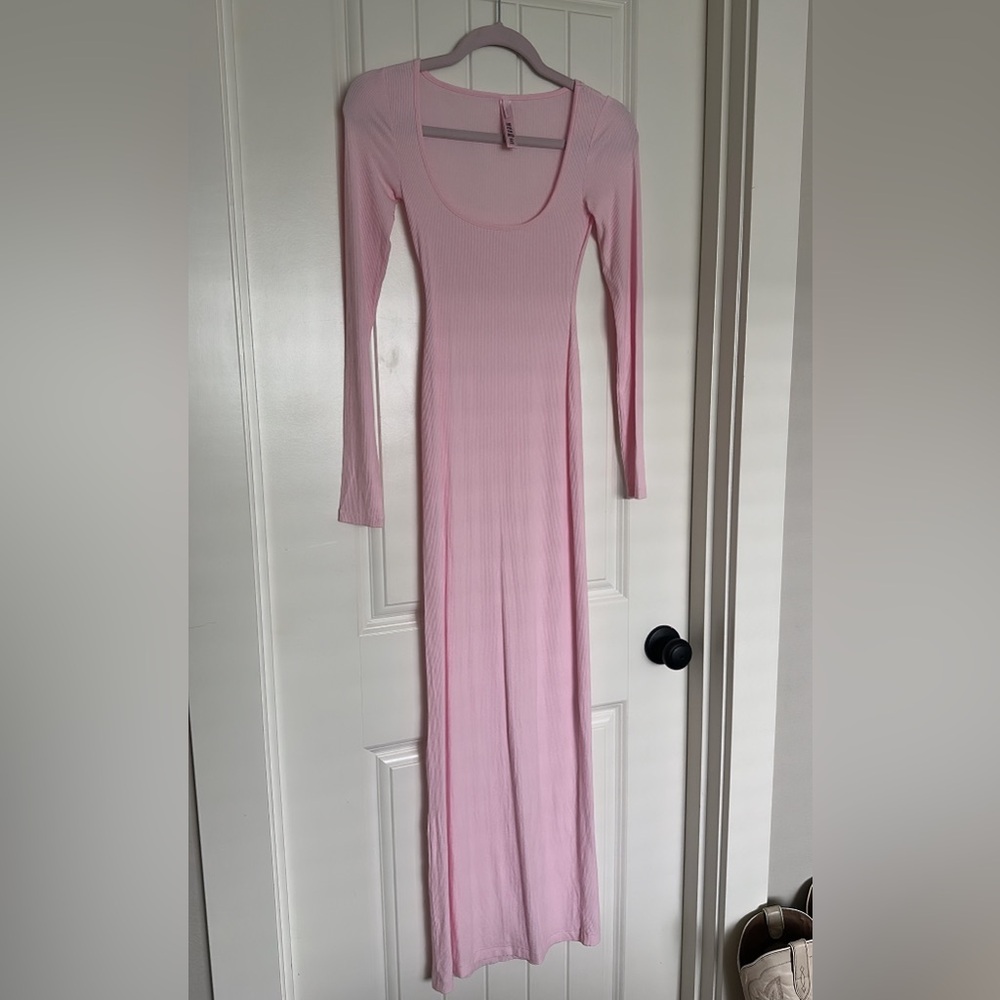Skims Soft Lounge Long Sleeve Scoop Neck Maxi Dress - Baby Pink 💓